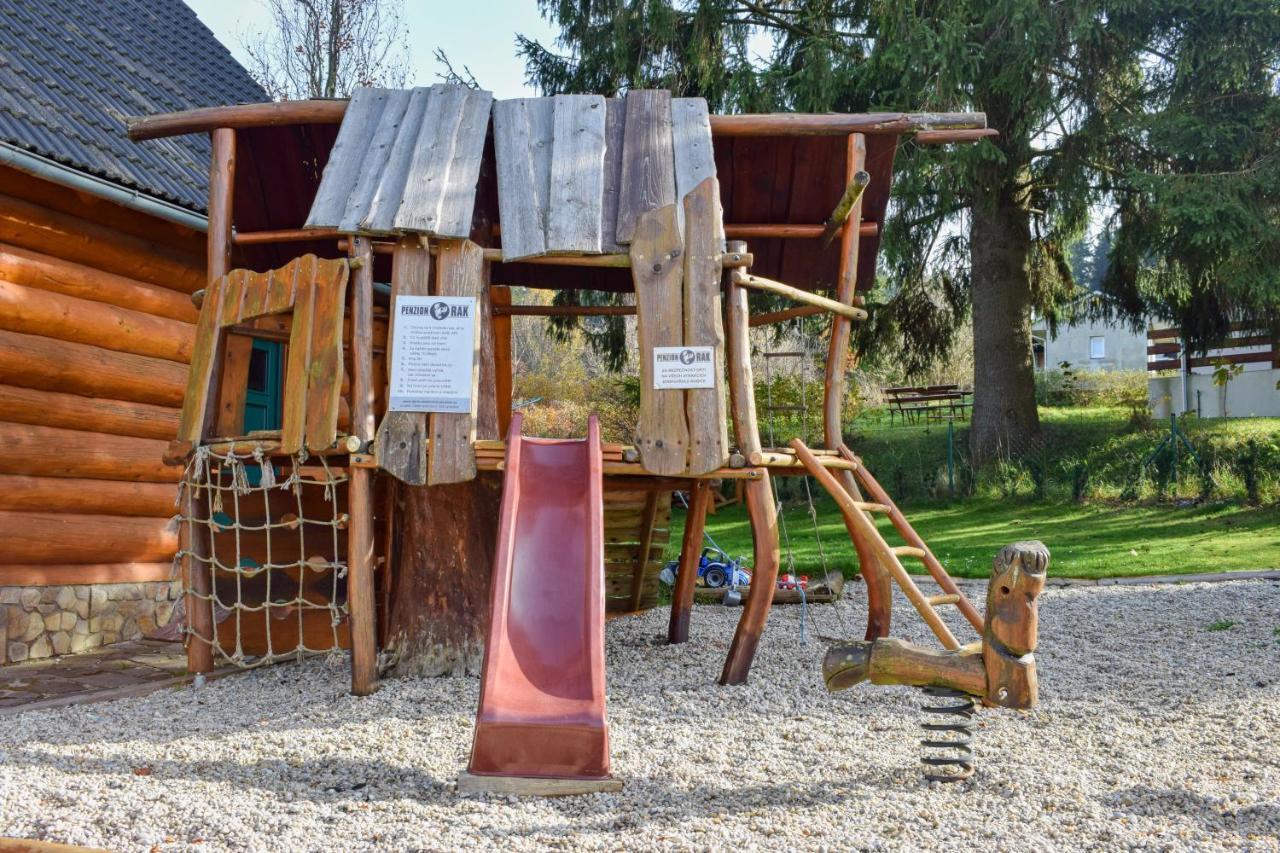 Penzion Rak Wellness Černá v Pošumaví Zewnętrze zdjęcie